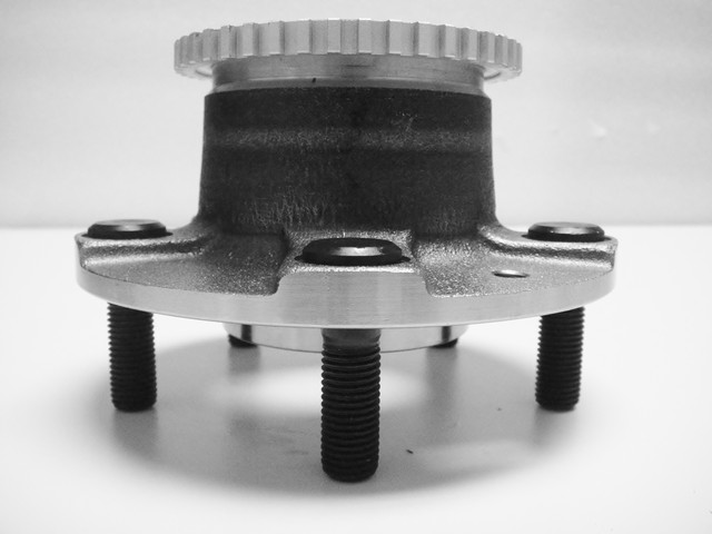  530157 Wheel Bearing and Hub Assembly For FORD,MAZDA